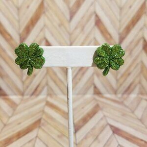Four-Leaf Clover Stud Earrings, Light Green Sparkly